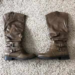 White Mountain Boots